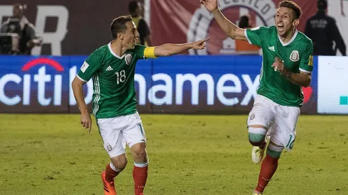 Andrés Guardado y Héctor Herrera en la eliminatoria para el Mundial Rusia 2018.
