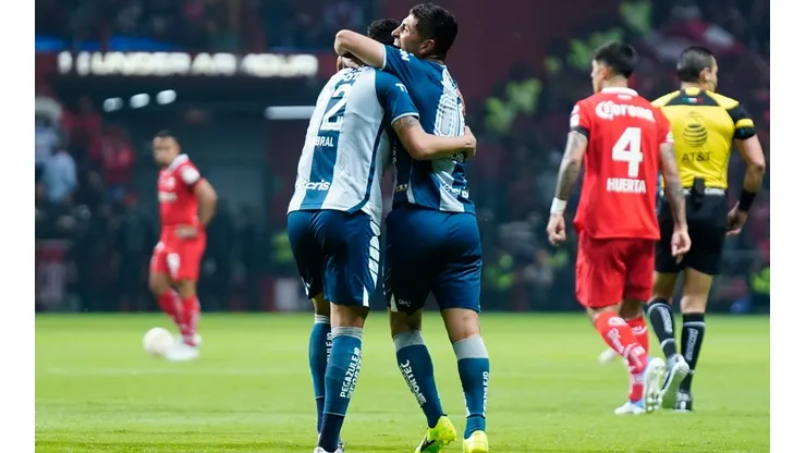 Pachuca borró a Toluca en la primera mitad