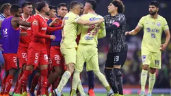 Emilio Lara molesto al término del partido América contra Toluca.