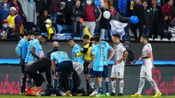 Aguirre dejó a Monterrey con un jugador menos.