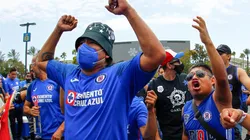 Afición de Cruz Azul opina sobre el director deportivo.