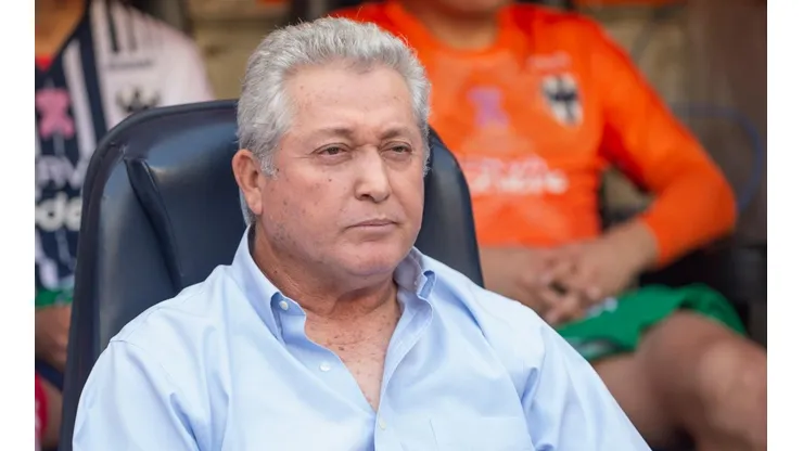 La duda que mantiene Vucetich en la ofensiva de Rayados para enfrentar a Pachuca