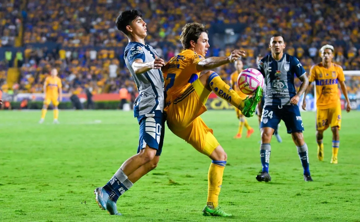 Las alineaciones confirmadas de Pachuca vs Tigres del día de hoy