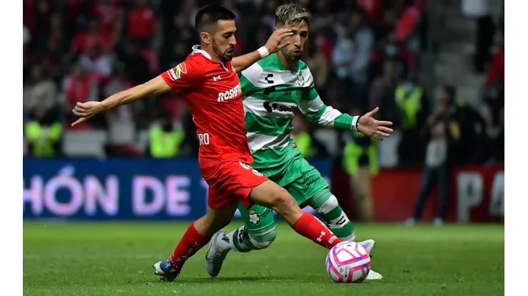 Toluca venció a Santos en la ida por 4-3