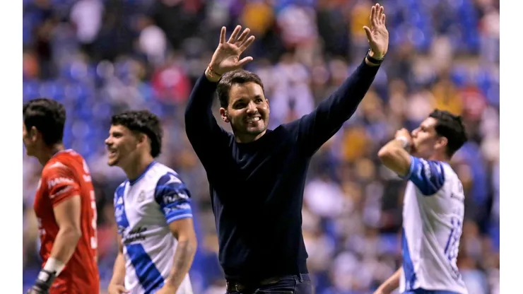 Larcamón y una declaración que huele a despedida con el Puebla