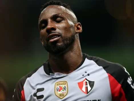 Atlas: Julián Quiñones se operó de la rodilla