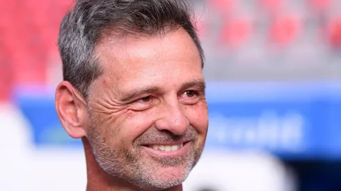 Los homenajes de la afición del Atlas a Diego Cocca en su adiós del club.