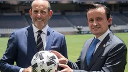 Don Garber y Mikel Arriola, directivos de la MLS y la Liga MX.