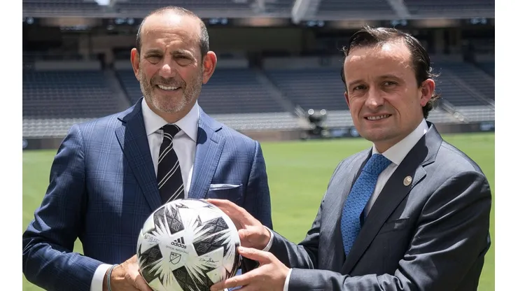 Don Garber y Mikel Arriola, directivos de la MLS y la Liga MX.