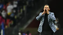 Juan Reynoso en uno de sus últimos partidos con Perú.