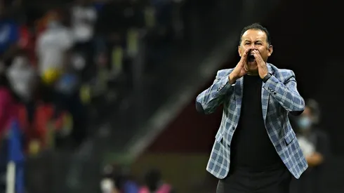 Juan Reynoso en uno de sus últimos partidos con Perú.