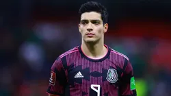 Raúl Jiménez no jugará en México.