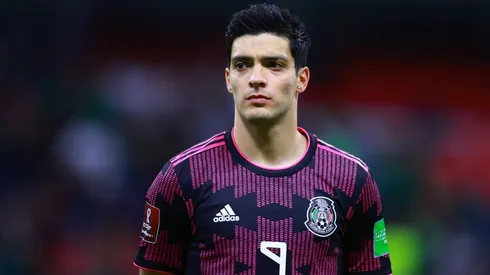 Raúl Jiménez no jugará en México.