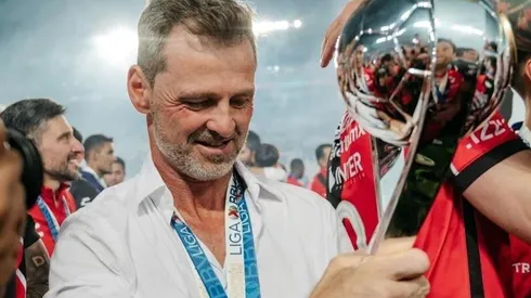 Diego Cocca no será más el técnico de Atlas.