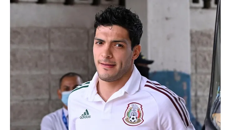 Raúl Jiménez va por su tercer Mundial.
