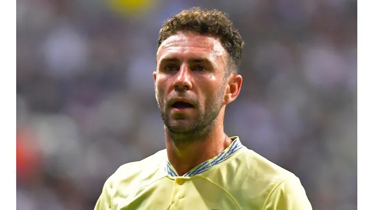 Miguel Layún no ha tenido gran protagonismo en América.