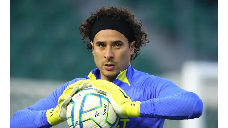 Memo Ochoa habla sobre su futuro