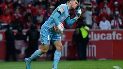 Tiago Volpi lanza una apuesta para Dani Alves.