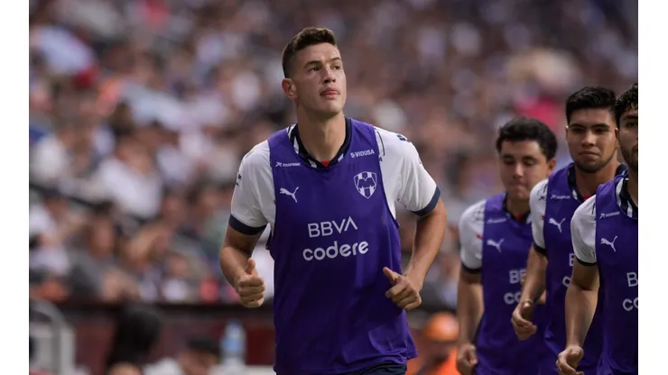 Cachorro Montes tiene futuro incierto en Monterrey.