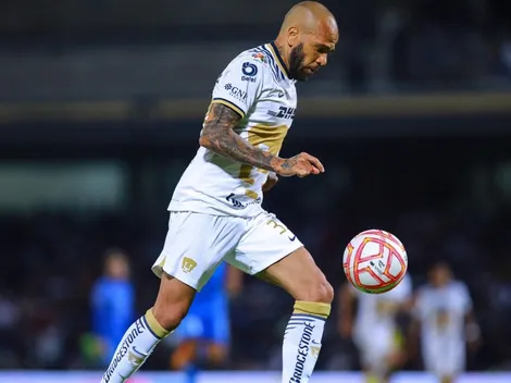 Favoritismo por Dani Alves genera incomodidad en el vestuario de Pumas