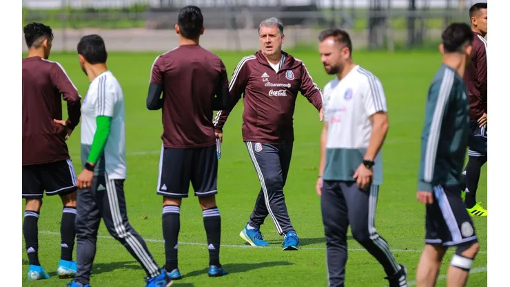 Gerardo Martino y seleccionados en el Centro de Alto Rendimiento