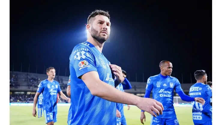 Gignac empató para Tigres a poco del final.