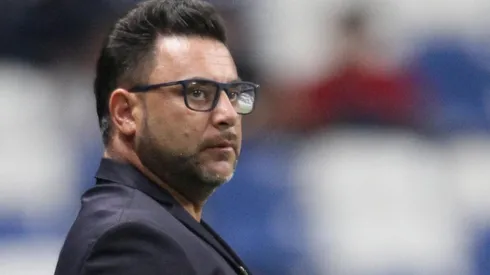 Mohamed dice tener los méritos para dirigir al Tri.