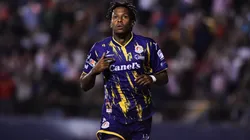Abel Hernández fue la figura del partido con un hat-trick.