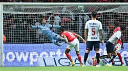 El poderoso remate de cabeza de Rodrigo Aguirre para el 1-1 del Monterrey.