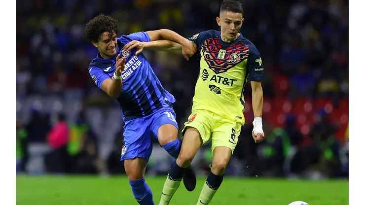 Ignacio Rivero contra Álvaro Fidalgo en el torneo Clausura 2022.