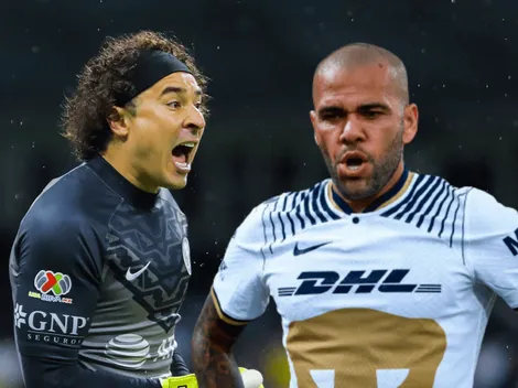 Guillermo Ochoa lo tiene de hijo a Dani Alves