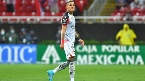 Zapopan, Jalisco, 13 de agosto de 2022. Luis Reyes, durante el partido de la jornada 8 del torneo Apertura 2022 de la Liga BBVA MX, entre las Chivas Rayadas del Guadalajara y los Rojinegros del Atlas, celebrado en el estadio Akron. Foto: Imago7/Sandra Bautista