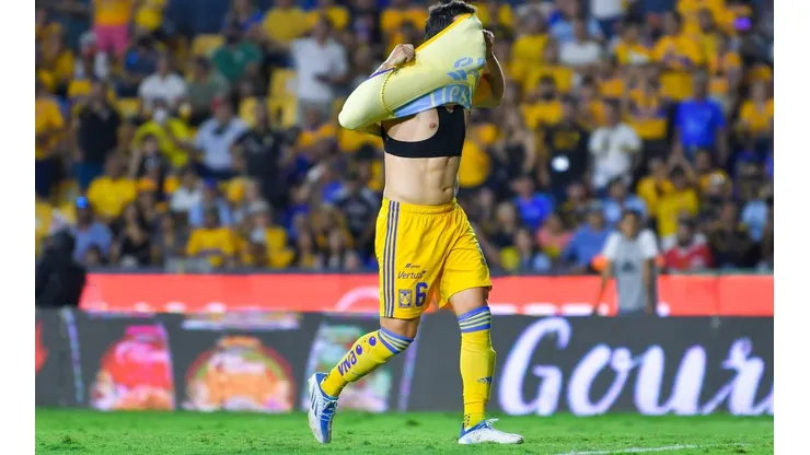 Vigón fue expulsado ante Querétaro.