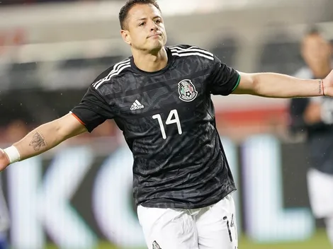 FIFA promociona a Chicharito Hernández y le mete presión a Martino