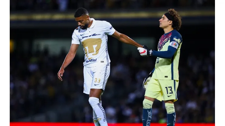 Pumas América Diogo de Oliveira Guillermo Ochoa Clausura 2022