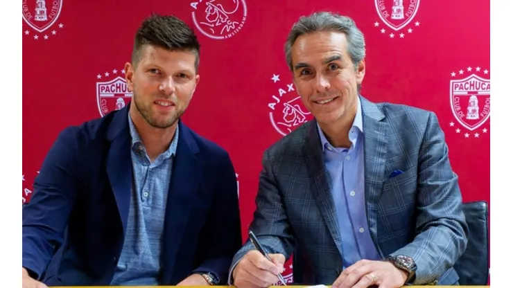 Ajax hizo oficial el acuerdo a través de sus redes sociales.