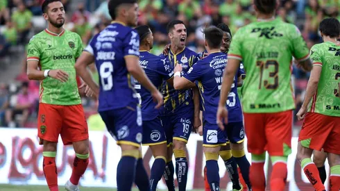 Atlético de San Luis celebra al gol del español Sabin Merino.