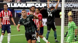 Los Ángeles Galaxy y Chivas de Guadalajara chocaron en el SoFi Stadium.