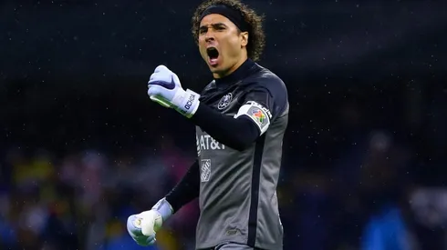 Ochoa fue reconocido como un súper portero