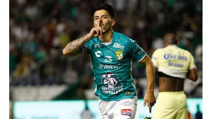 Víctor Dávila León Apertura 2022