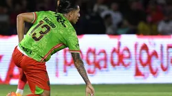 Salcedo jugó mareado por los golpes que recibió durante el partido