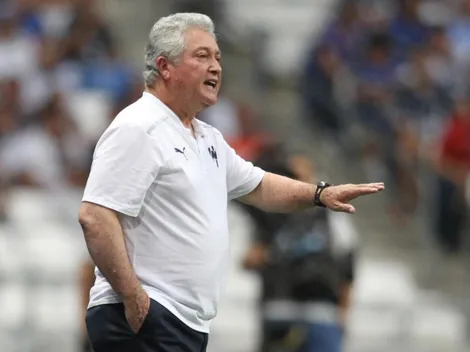 Vucetich cuestionó el fichaje de Dani Alves a Pumas