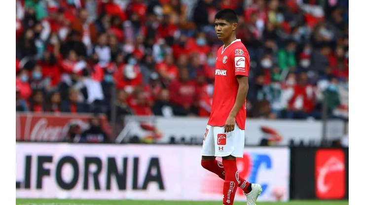 Aldo Llanas jugó sus primeros minutos en la Liga MX.