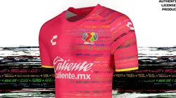 El jersey rosa será el que portarán los guardametas mexicanos en este duelo