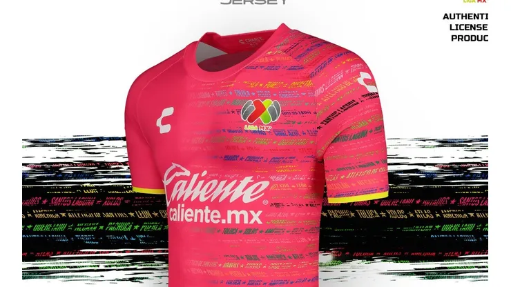 El jersey rosa será el que portarán los guardametas mexicanos en este duelo