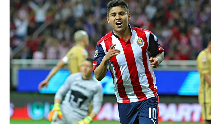 Chofis López durante su etapa en Chivas.
