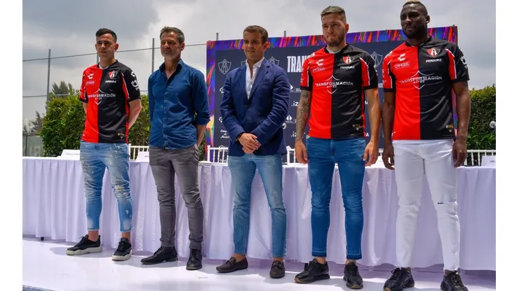 Bicampeón con Atlas no es tenido en cuenta en su nuevo equipo.