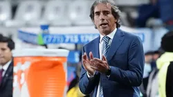 Almada surge como candidato para dirigir al Tri