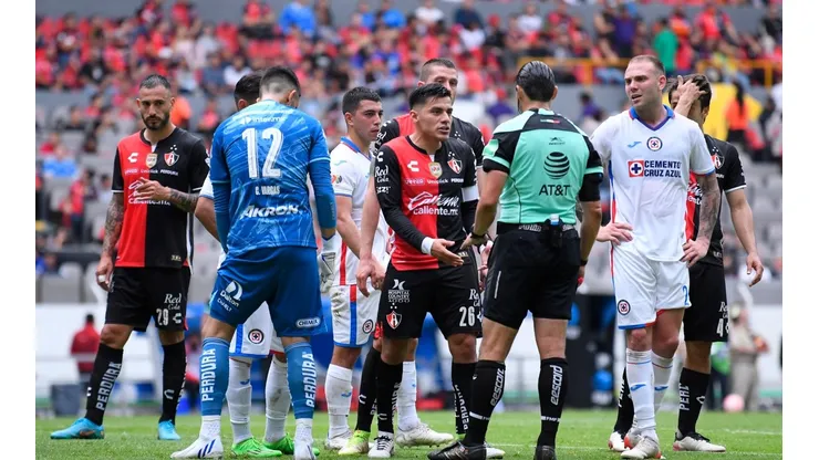 Atlas se impuso por 3-2 ante Cruz Azul.
