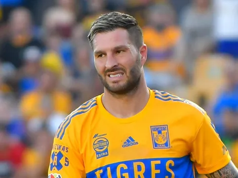 Gignac sale en camilla tras terrible entrada ante Tijuana